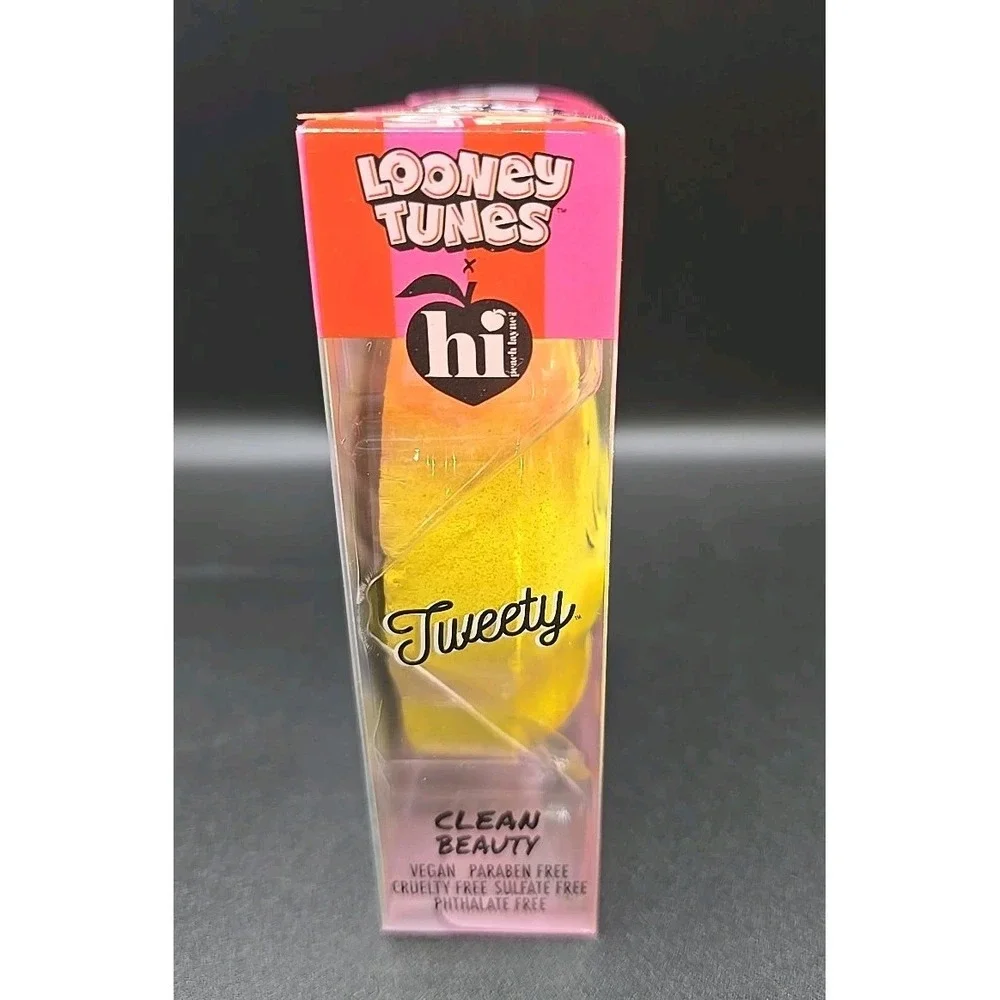 Looney Tunes Hi Peach Layne Tweety Bird Hand-Painted Cotton Candy Bath Bomb New!